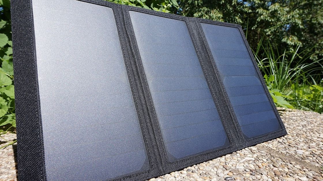 Customized 100 Watt Solar Blanket , Mono Portable Solar Power Blanket